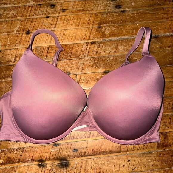 Victoria’s Secret satiny pink wear everywhere 36DD push-up bra - Picture 1 of 3
